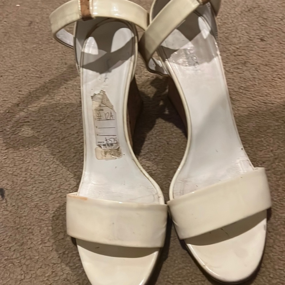Authentic White patent Gucci wedge cork size 9